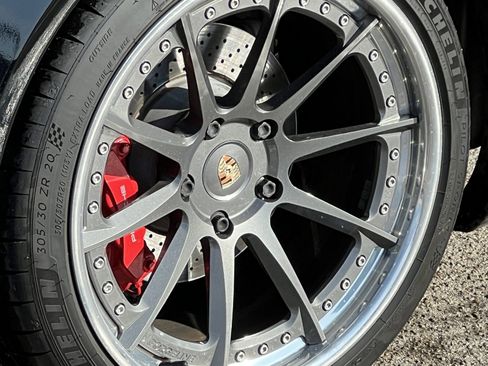 Used 2013 Porsche 911 Carrera 4S image 12