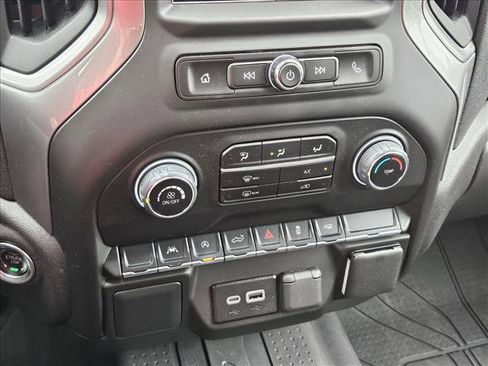 Used 2025 Chevrolet Silverado 1500 Custom w/ Turbomax Blackout Package RWD image 13