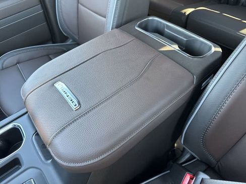 New 2026 GMC Sierra 3500 Denali w/ Technology Package image 21