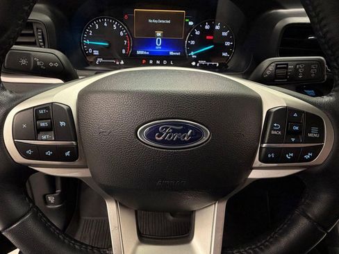 Certified 2023 Ford Explorer XLT AWD/4WD image 13