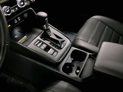 Used 2025 Honda CR-V EX-L image 16