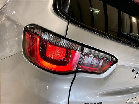 Used 2024 Jeep Compass Latitude w/ Altitude Special Edition image 24