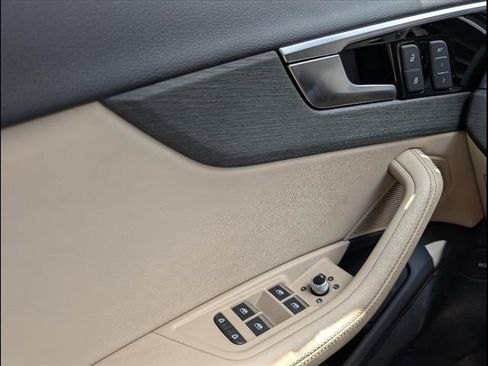 Used 2023 Audi A4 2.0T Premium Plus image 28