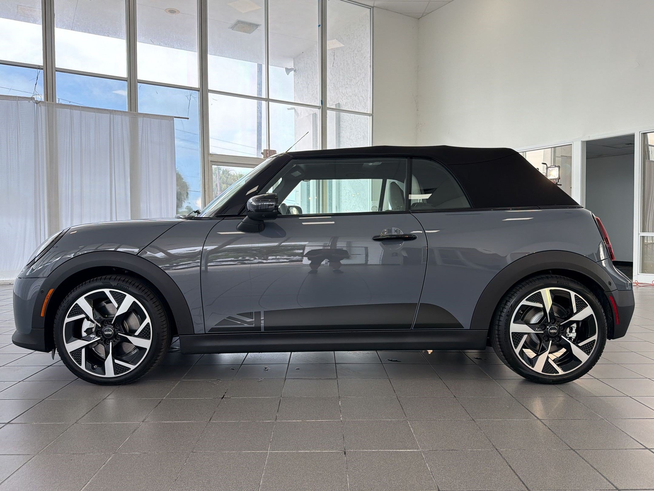 New 2026 MINI Cooper S FWD image 2