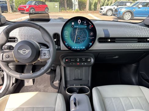 Used 2025 MINI Cooper S FWD image 29
