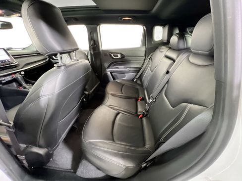 Used 2022 Jeep Compass High Altitude image 23