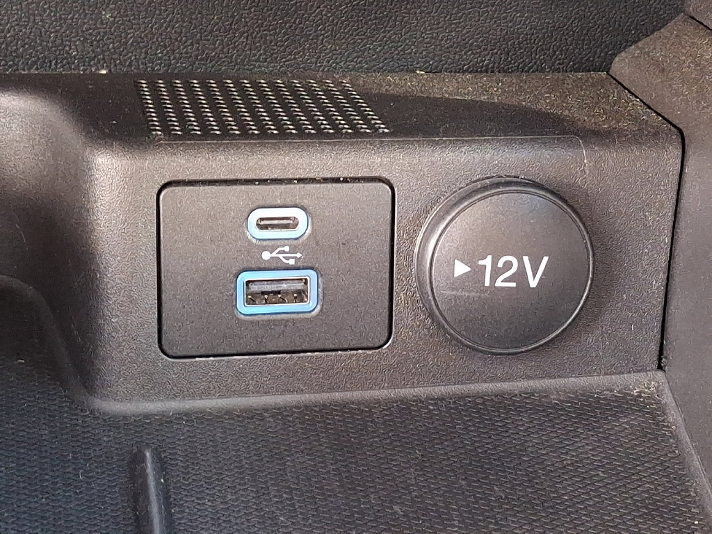 Used 2023 Ford Escape ST-Line w/ Tech Pack #1 AWD/4WD image 29