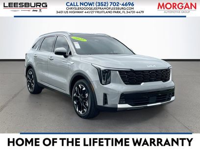 Used 2025 Kia Sorento EX w/ Panoramic Sunroof Package