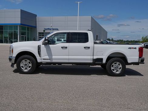 Used 2025 Ford F250 XLT AWD/4WD image 10