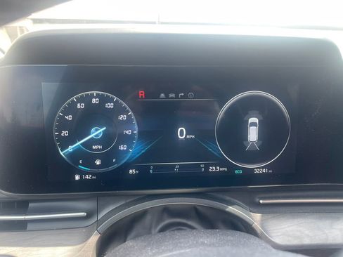 Used 2024 Kia Carnival SX FWD image 18