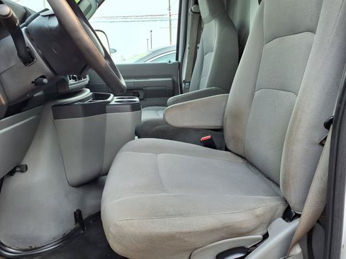 Used 2015 Ford E-350 and Econoline 350 Super Duty w/ Power Windows & Locks Group RWD image 3