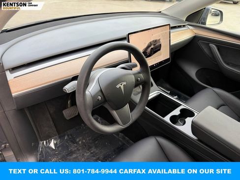 Used 2023 Tesla Model Y Long Range image 29