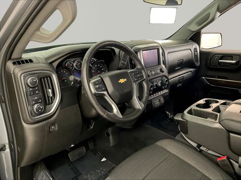 Used 2022 Chevrolet Silverado 1500 LT AWD/4WD image 18