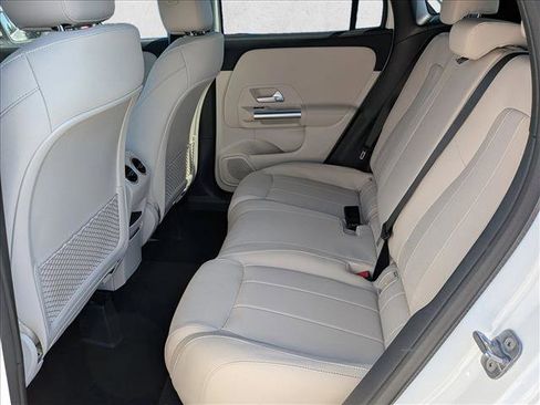 New 2026 Mercedes-Benz GLA 250 4MATIC image 16