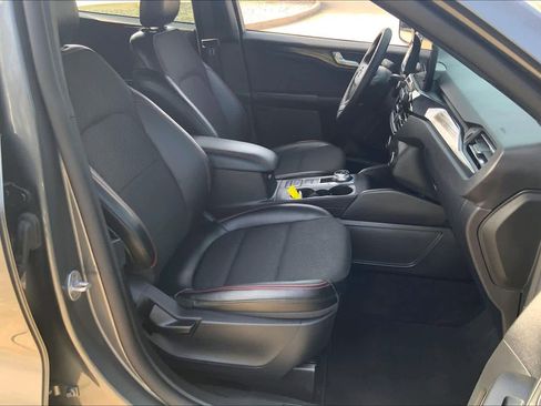 Used 2025 Ford Escape ST-Line FWD image 8