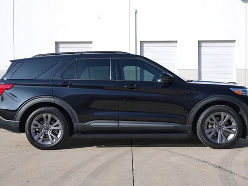 Used 2023 Ford Explorer XLT w/ Equipment Group 202A image 12