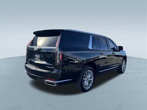 Used 2024 Cadillac Escalade ESV Premium Luxury w/ Performance Package image 8