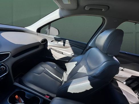 Used 2020 Hyundai Santa Fe Limited image 35