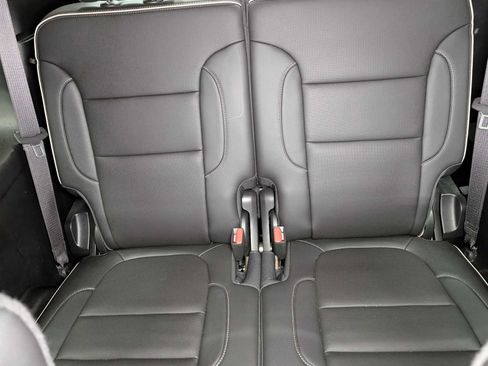 Used 2023 GMC Acadia Denali AWD/4WD image 23