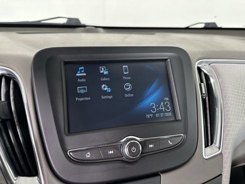 Used 2018 Chevrolet Malibu LT FWD image 16