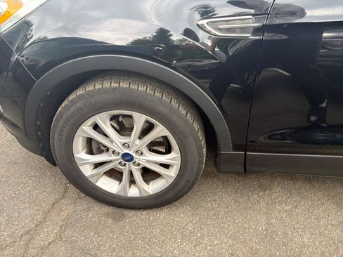 Used 2018 Ford Escape SEL w/ Ford Safe & Smart Package AWD/4WD image 15