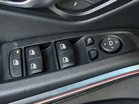 Used 2020 BMW M340i RWD image 12