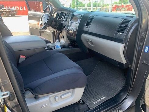 Used 2013 Toyota Tundra Platinum AWD/4WD image 12