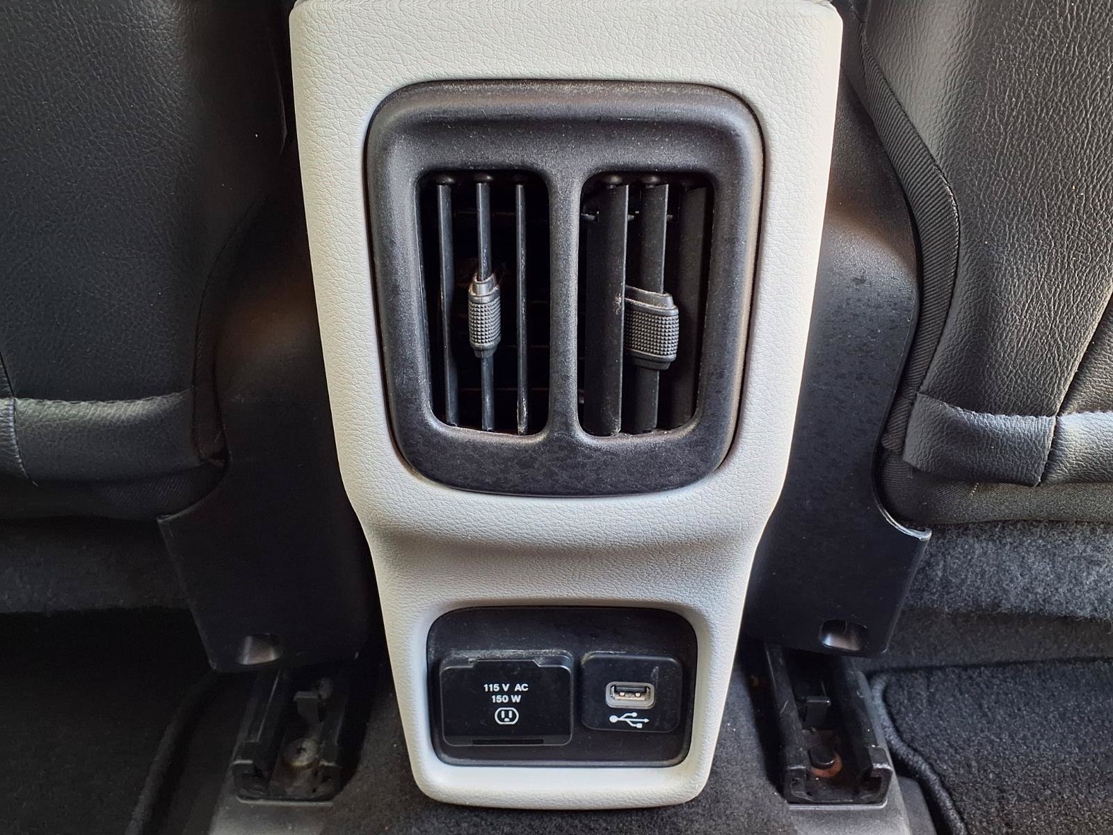 Used 2018 Jeep Compass Limited w/ Navigation Group FWD image 13