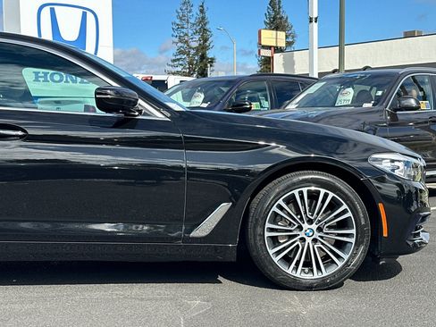 Used 2018 BMW 530i RWD image 35