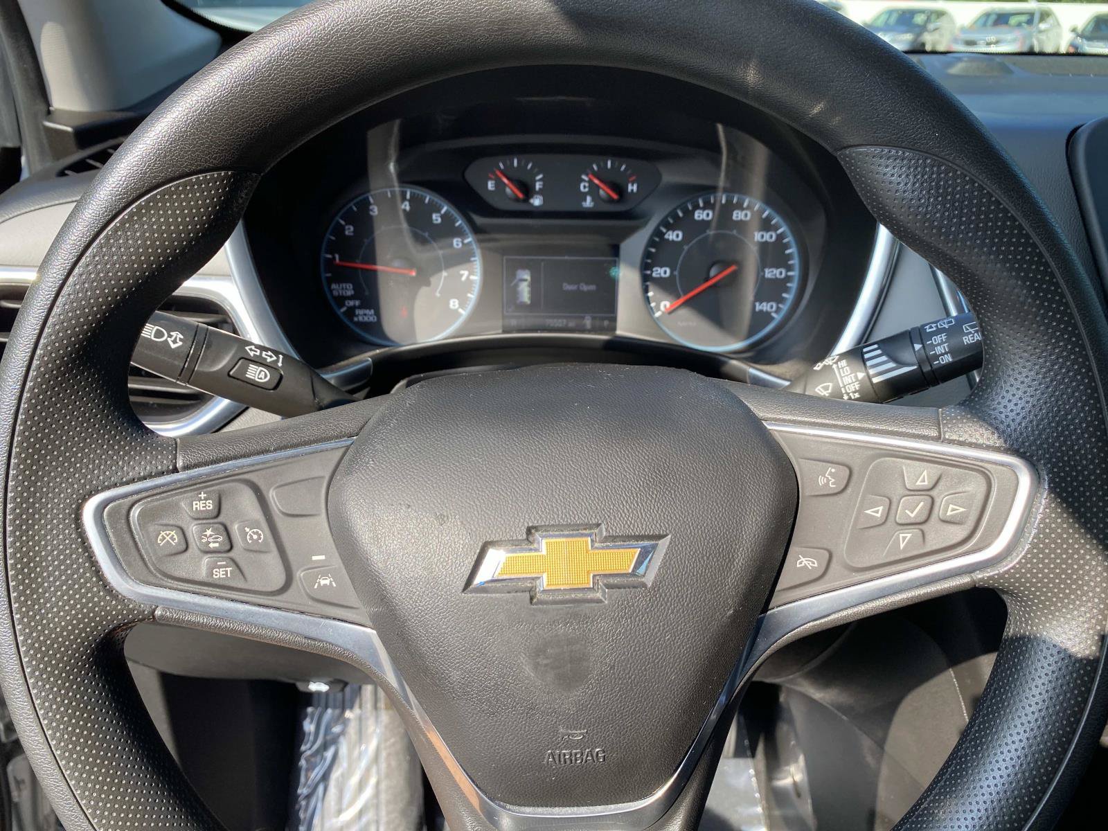 Used 2022 Chevrolet Equinox LS AWD/4WD image 15