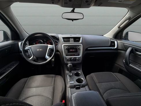 Used 2016 GMC Acadia SLE image 9