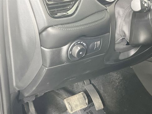 Used 2022 Dodge Durango GT AWD/4WD image 10