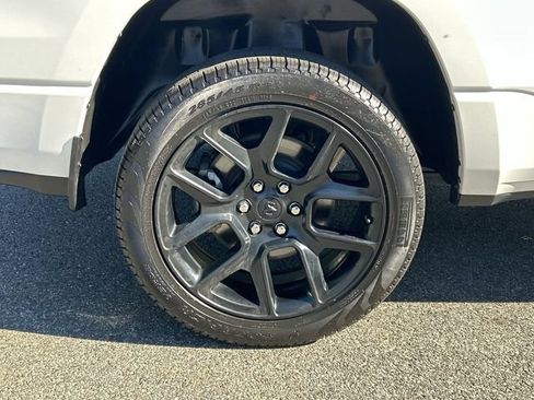 Used 2023 RAM 1500 Laramie AWD/4WD image 12
