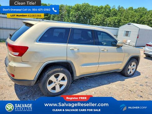 Used 2012 Jeep Grand Cherokee Laredo AWD/4WD image 4