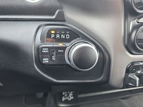 Used 2024 RAM 2500 Big Horn image 25