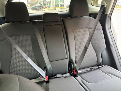 Used 2025 Kia Sportage LX image 32