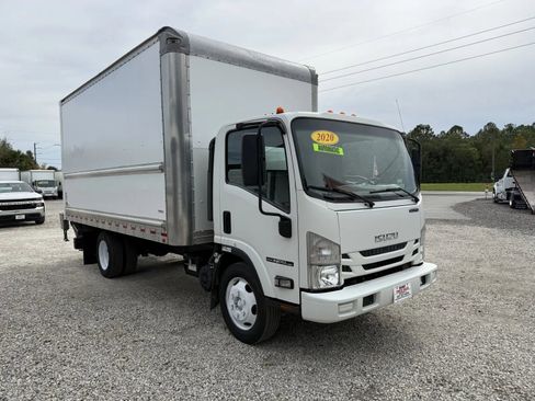 Used 2020 Isuzu NPR image 3