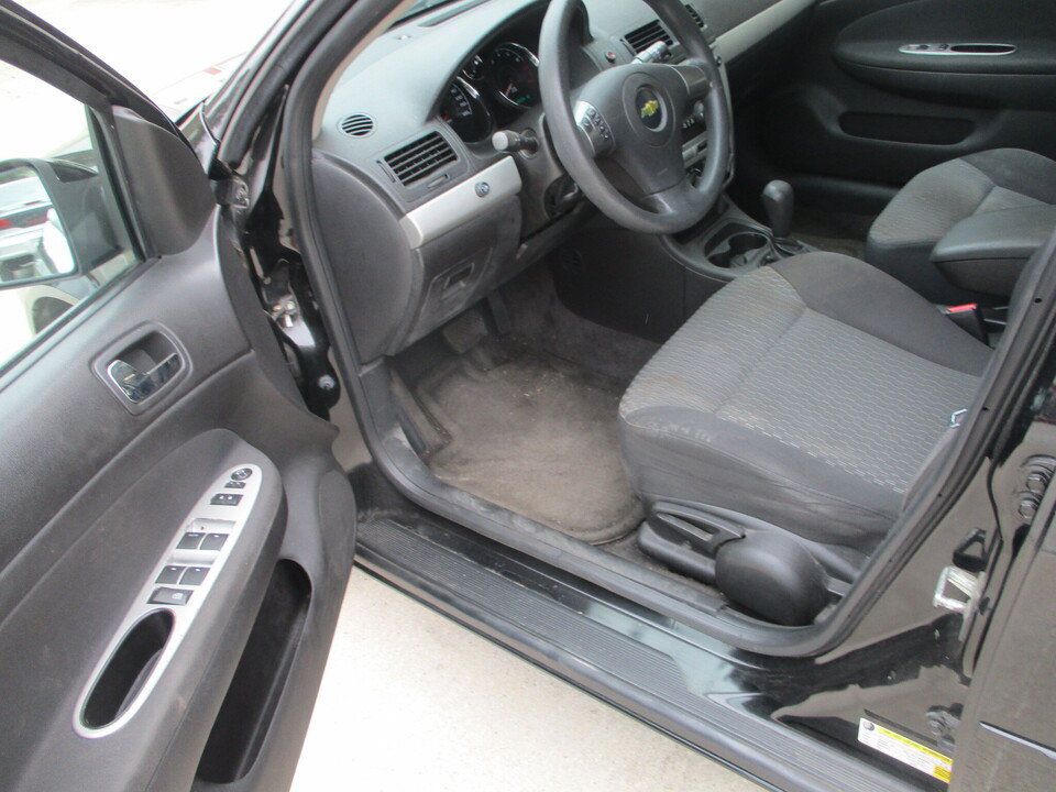 Used 2010 Chevrolet Cobalt LT w/ Preferred Equipment Group FWD image 22
