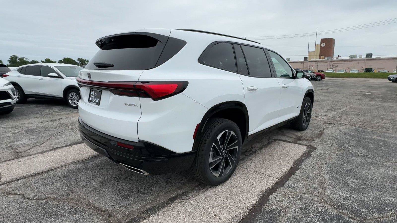 New 2026 Buick Enclave Sport Touring w/ Power Package AWD/4WD image 8