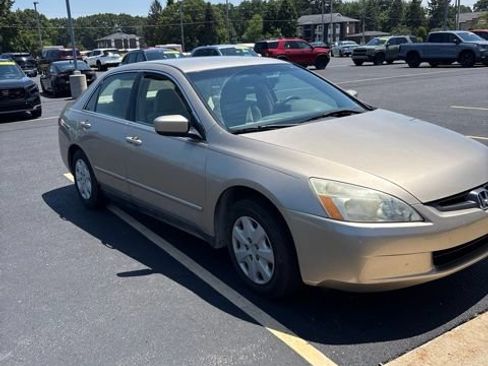 Used 2003 Honda Accord LX image 2