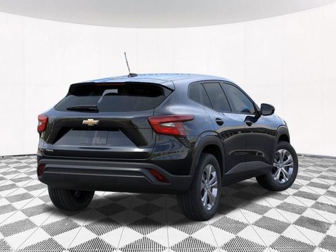 New 2026 Chevrolet Trax LS FWD image 9