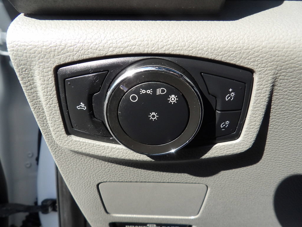 Used 2020 Ford F350 XL w/ Power Equipment Group RWD image 19