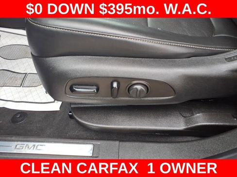 Used 2021 GMC Acadia SLT w/ Technology Package image 14