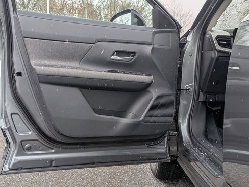 New 2026 Nissan Kicks SV image 11