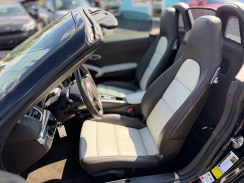 Used 2013 Porsche Boxster S RWD image 7