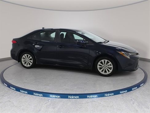 Certified 2025 Toyota Corolla LE w/ LE Premium Package image 4