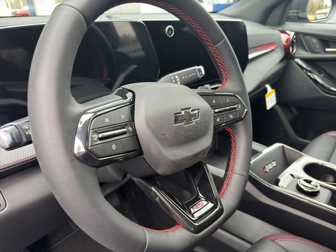 New 2026 Chevrolet Equinox RS image 12