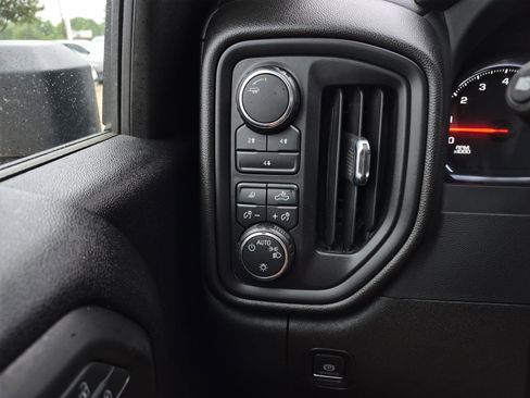 Used 2024 Chevrolet Silverado 2500 Custom w/ Custom Value Package AWD/4WD image 18