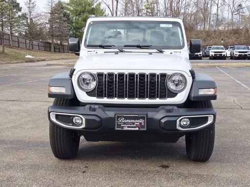 New 2026 Jeep Gladiator Sport image 8
