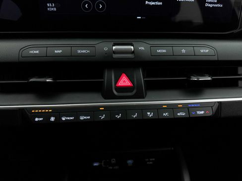 Certified 2025 Kia K4 FWD image 22